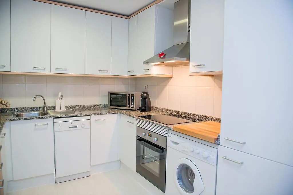 Opening Doors Pueblonuevo Apartment Barcelona Spain